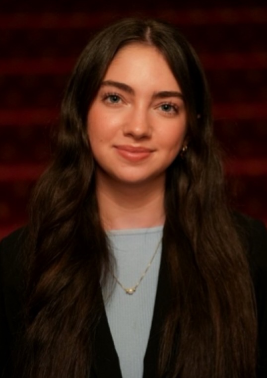Aly Calmas portrait