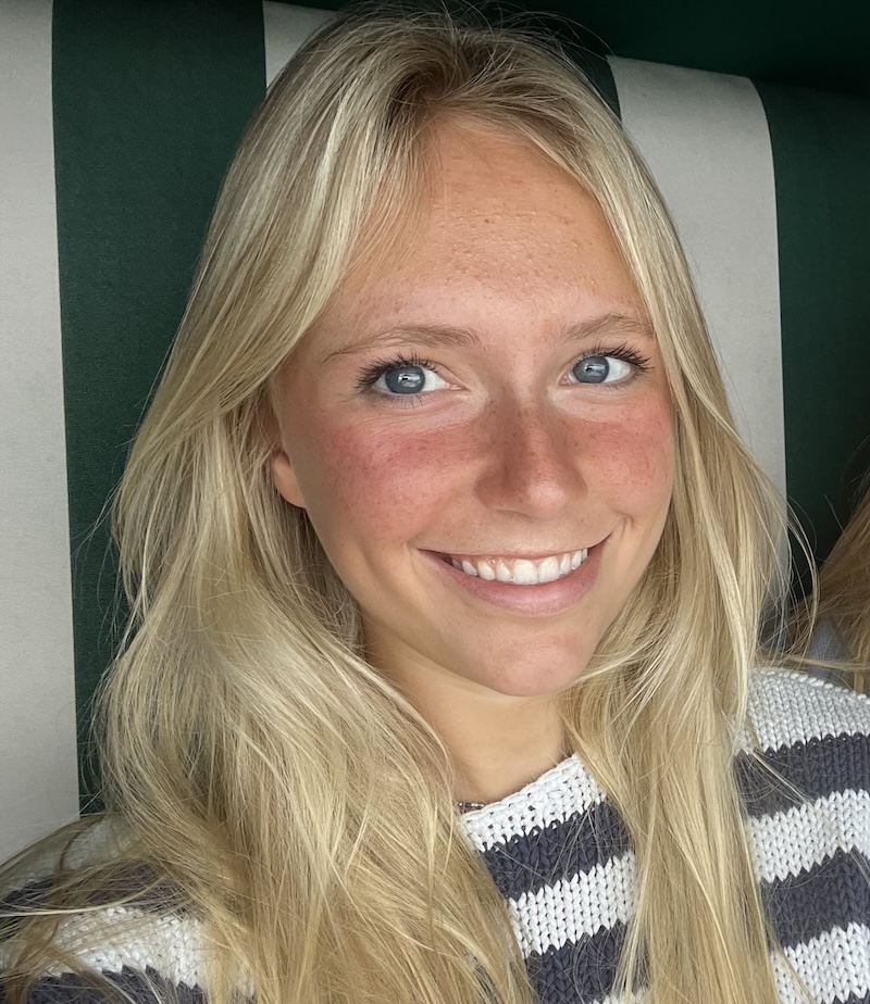 Vika Oster Portrait